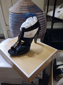 Michael Kors Sandals Black and Tan Brown