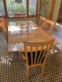 Maple Dining Table with 6 Chairs