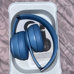 Beats Studio 4