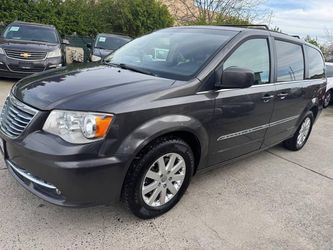 2016 Chrysler Town & Country