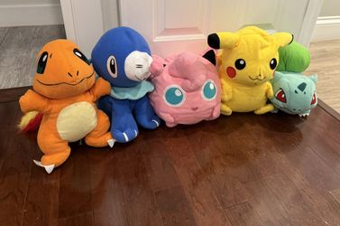 Pokémon Plushies 