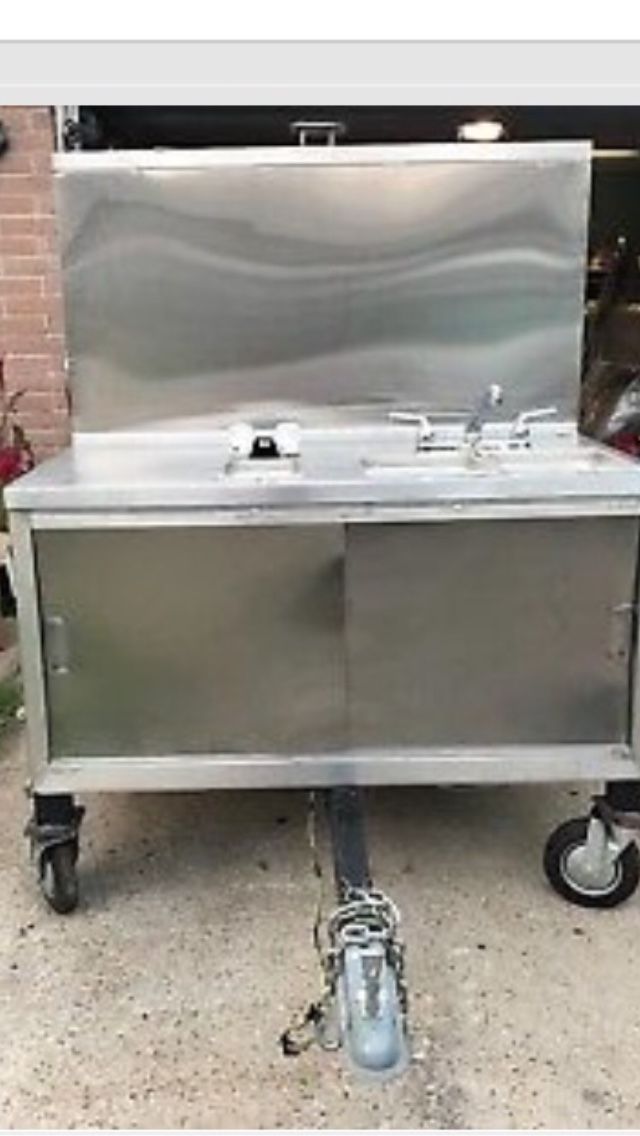 corn roasting machine roast 40 ears of corn in 40 mins mobile set up ,two sinks ready to start your own business,jus hook up and go
