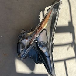 Toyota Prius Headlight