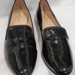 Cole Haan Patent Leather Loafers -Flats.  Super Comfortable. A Classic
