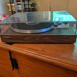 Panasonic Turntable (as is/fix)