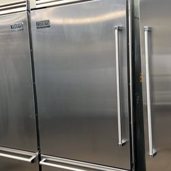 Viking 36”Wide Built In Stainless Steel Bottom Freezer Refrigerator 