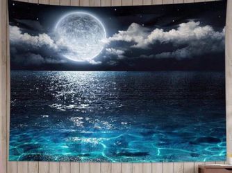 Moon over water Tapestry 50*60