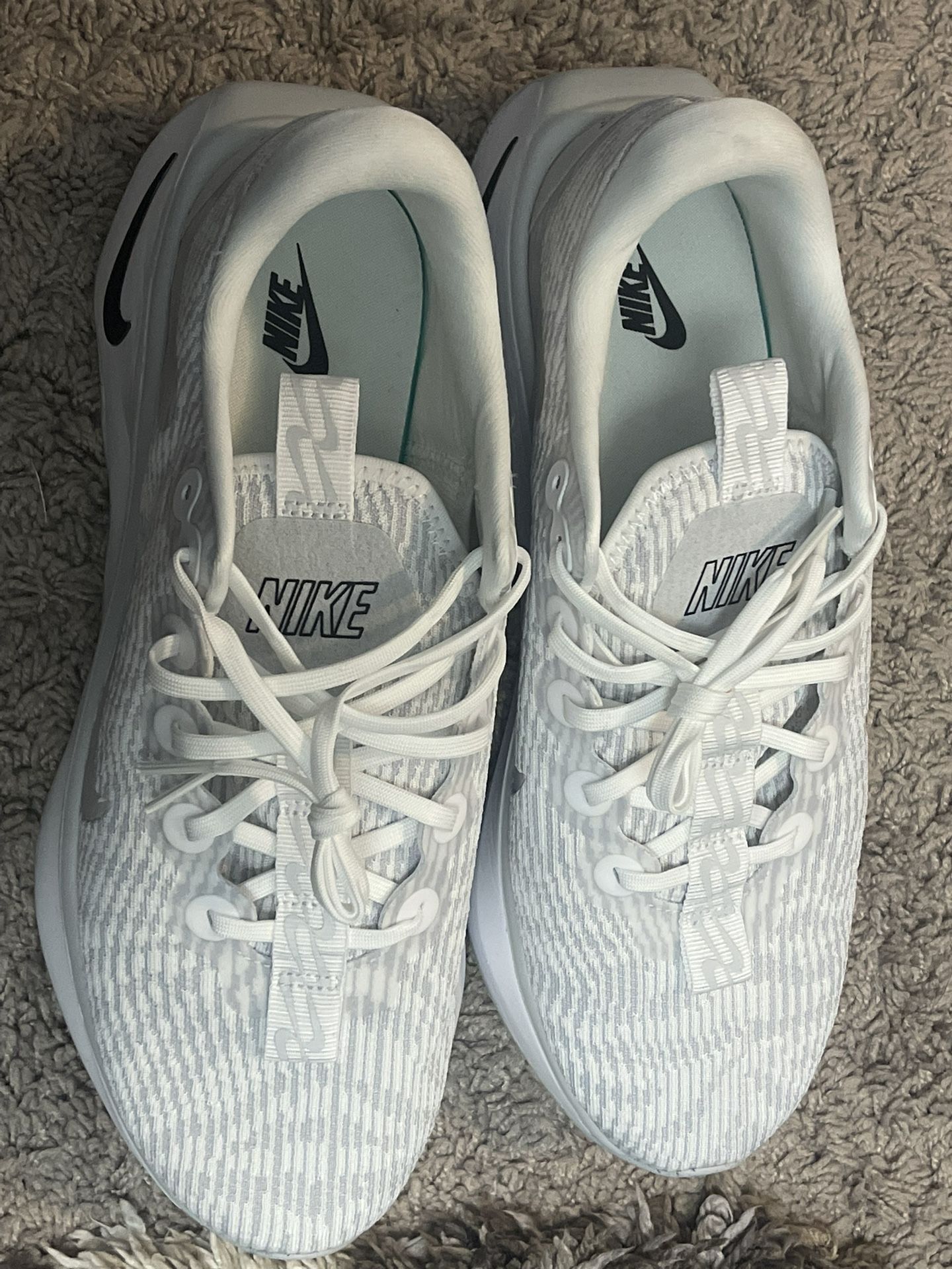 White Nike Shoes 9.5M