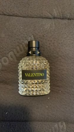 Valentino born in Roma yellow dream