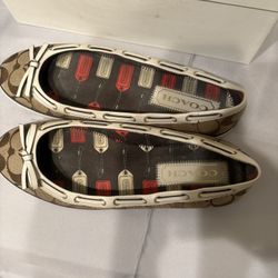 Coach Tan And Brown Women’s Flats