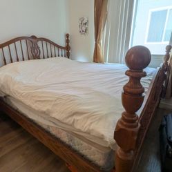 Solid Wood Bedroom Set