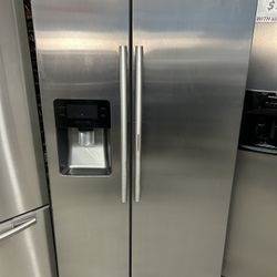 Stainless Side By Side Refrigerator With Door In Door 