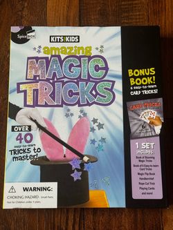 SpiceBox Amazing Magic Tricks Kit for Kids