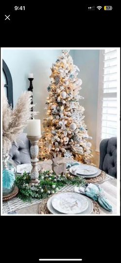 King Of Christmas 7.5 Slim White Tree With 650 LED lights