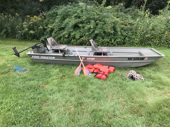 FOR SALE!!!: 12 foot flat bottom Jon boat with trolling motor, 2 seats,  oars, life jackets, cup holders, rod holder, and anchor. No trailer or  batter for Sale in Westford, MA - OfferUp