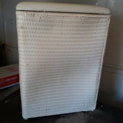 Antique Clothes Basket White