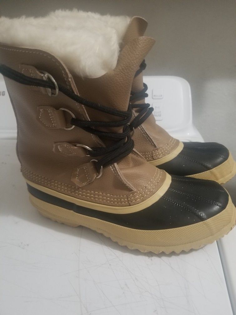 Sorel Vintage Snow Boots Womens Size 7 Beige Lace Up Rubber Sole Winter Boot