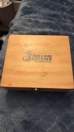 Rolling supreme box tray