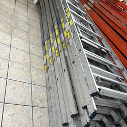 Escaleras de aluminio de 10 pies nuevas $199 cada una 