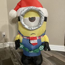 Christmas Minion