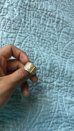 Gold ring