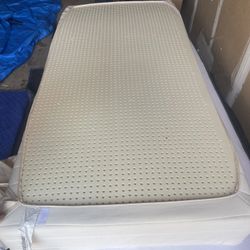Brand New Condition Twin Latex Bed