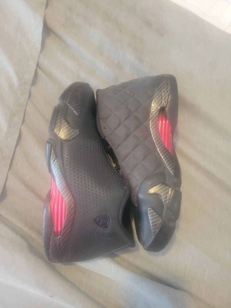 JORDANS Retro 14 Black Mens Size 8