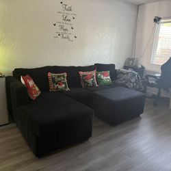 Right Side L Couch With Ottoman 