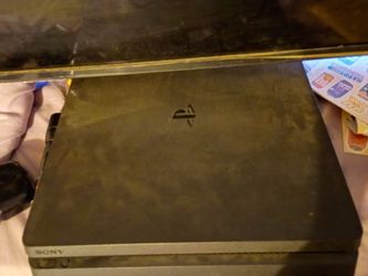 PS4 slim 512gb