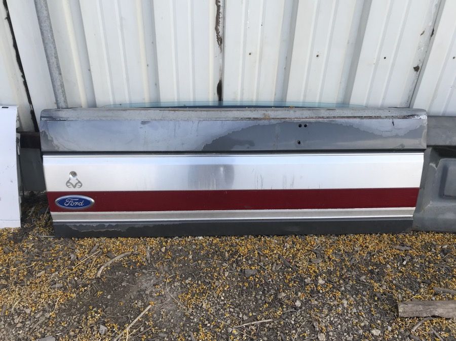Ford Bronco Tailgate with glass 1987-1991 Fourth Gen