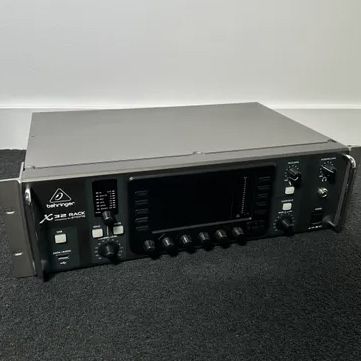 Behringer X32 Rack