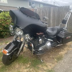 Sissy Bar With Quick Detach For Harley Road King. Fits Other Soft Tail Models 