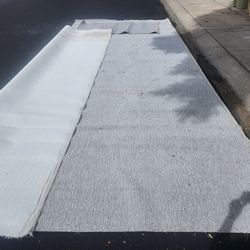 Have 20 yd of a good quality carpet looking to sell with installation 475