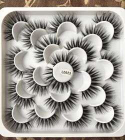 10 pairs 3D faux Mink Dramatic Eyelashes.
