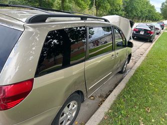 2004 Toyota Sienna