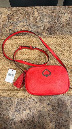 Kate Spade New York Kourtney Camera Bag in the beautiful Geranium red
