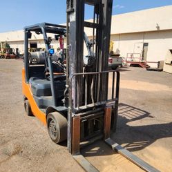 2019 Toyota 8FGCU30
 Forklift