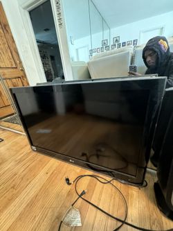 Lg Tv 46”