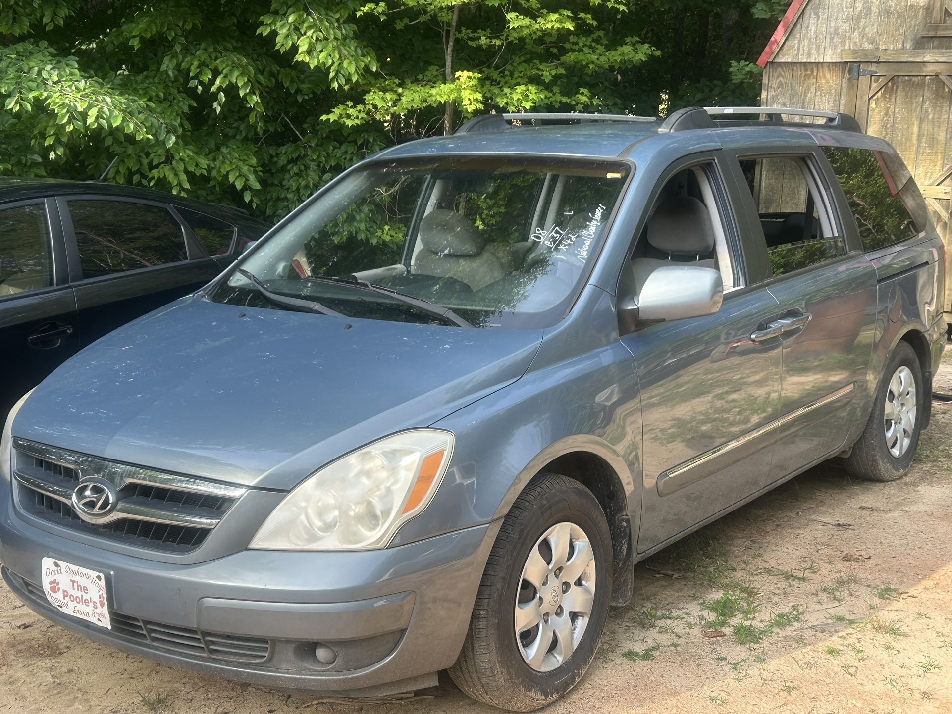 2008 Hyundai Entourage