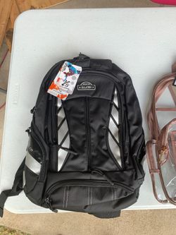 (3) brand new backpacks
