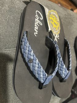 Women sandals, size 9