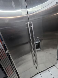 48" SUB ZERO BUILT IN STAINLESS STEEL REFRIGERATOR 