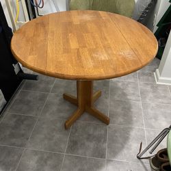 Small Round Table, Folding Sides