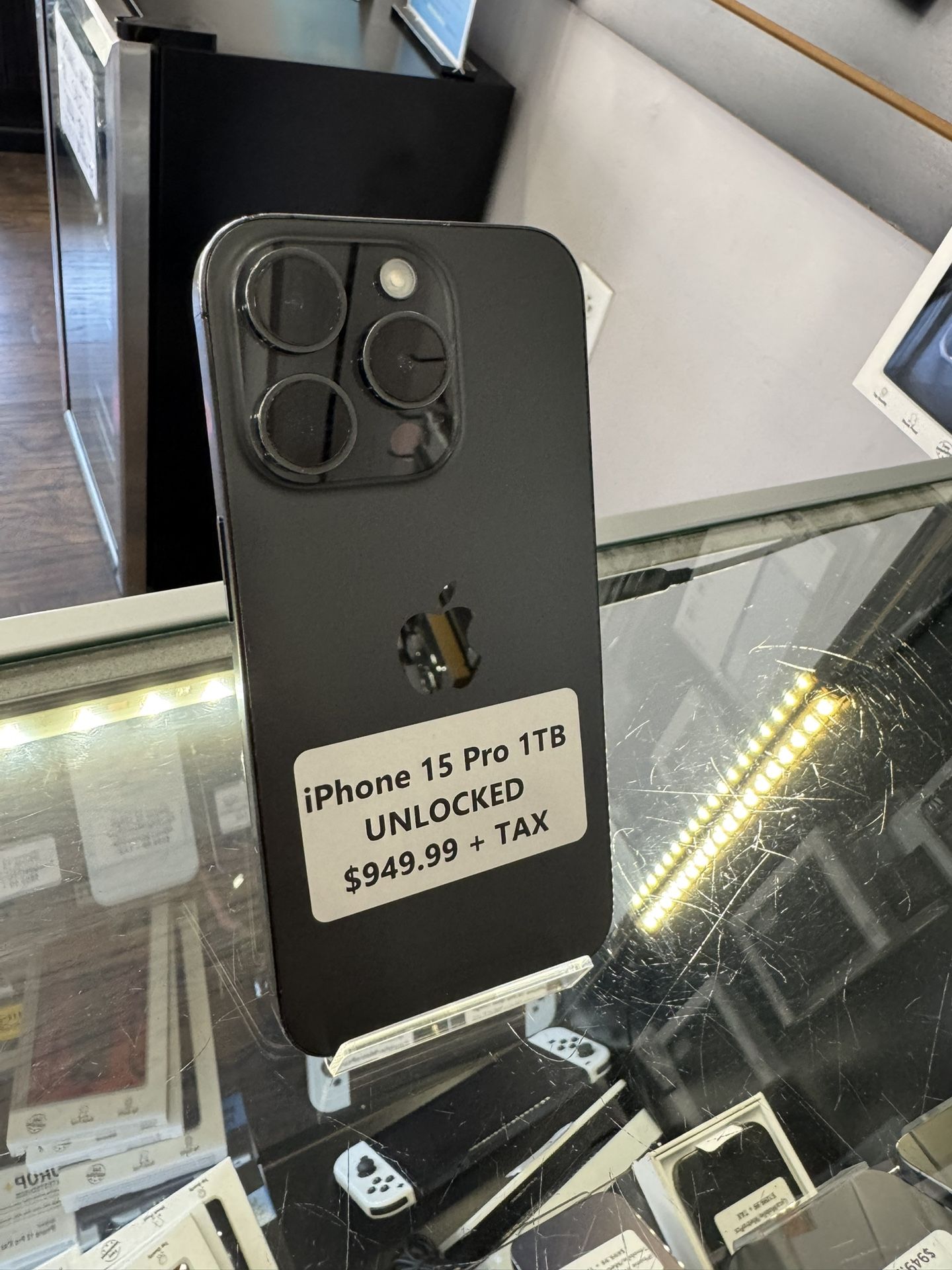 iPhone 15 Pro 1TB Unlocked