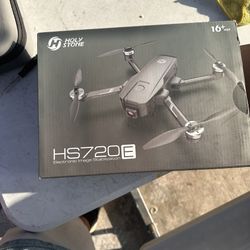 Drone HS720E