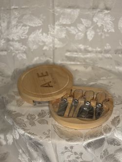 Four Piece Cheese Knife