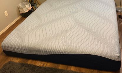Ashley Peak King Size Mattress