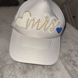 Mrs S - Hat For Bride 