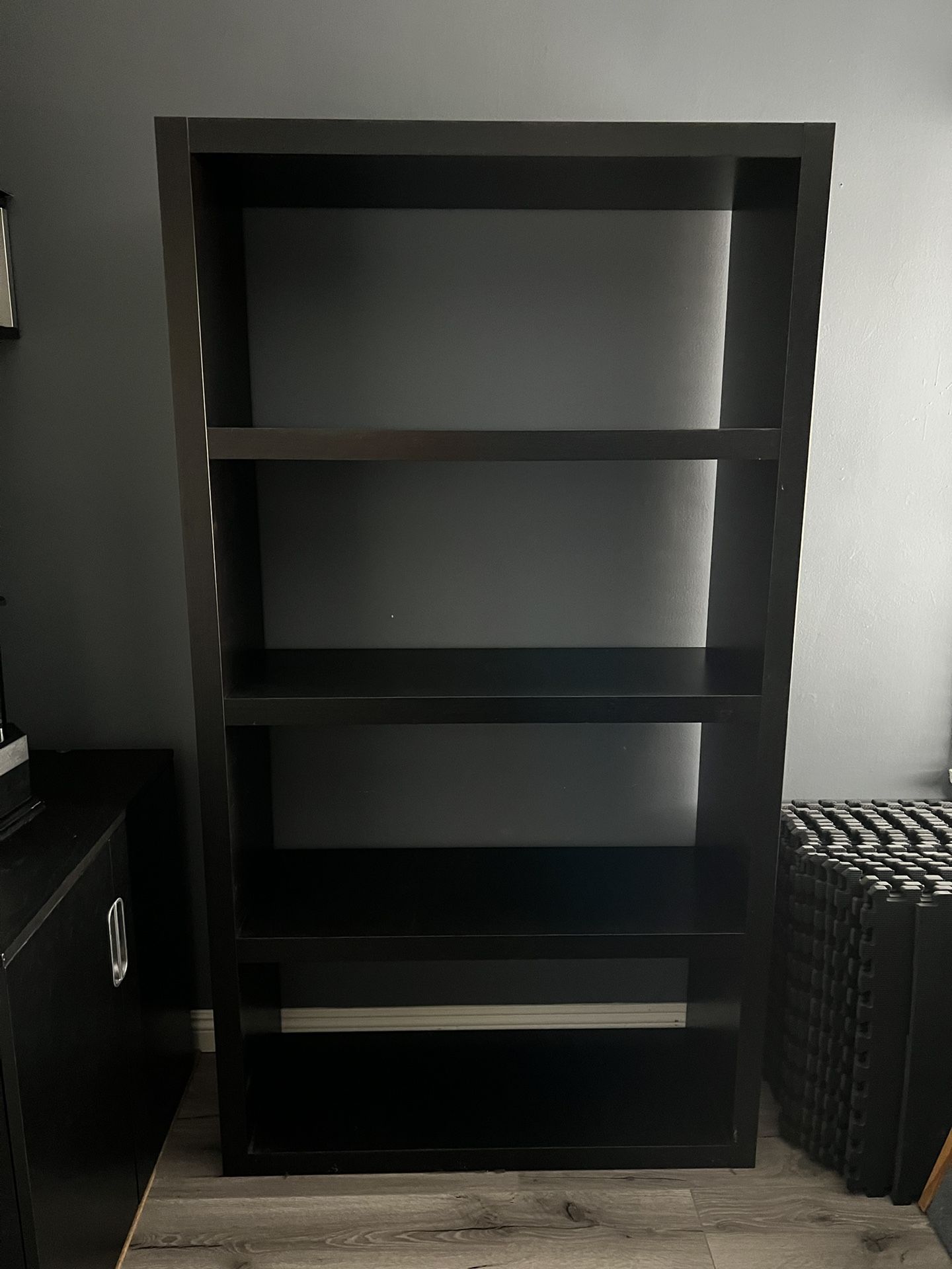 Large Bookcase/ Bookshelf