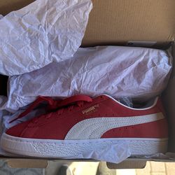 Puma Red Suede classics size 9 men’s